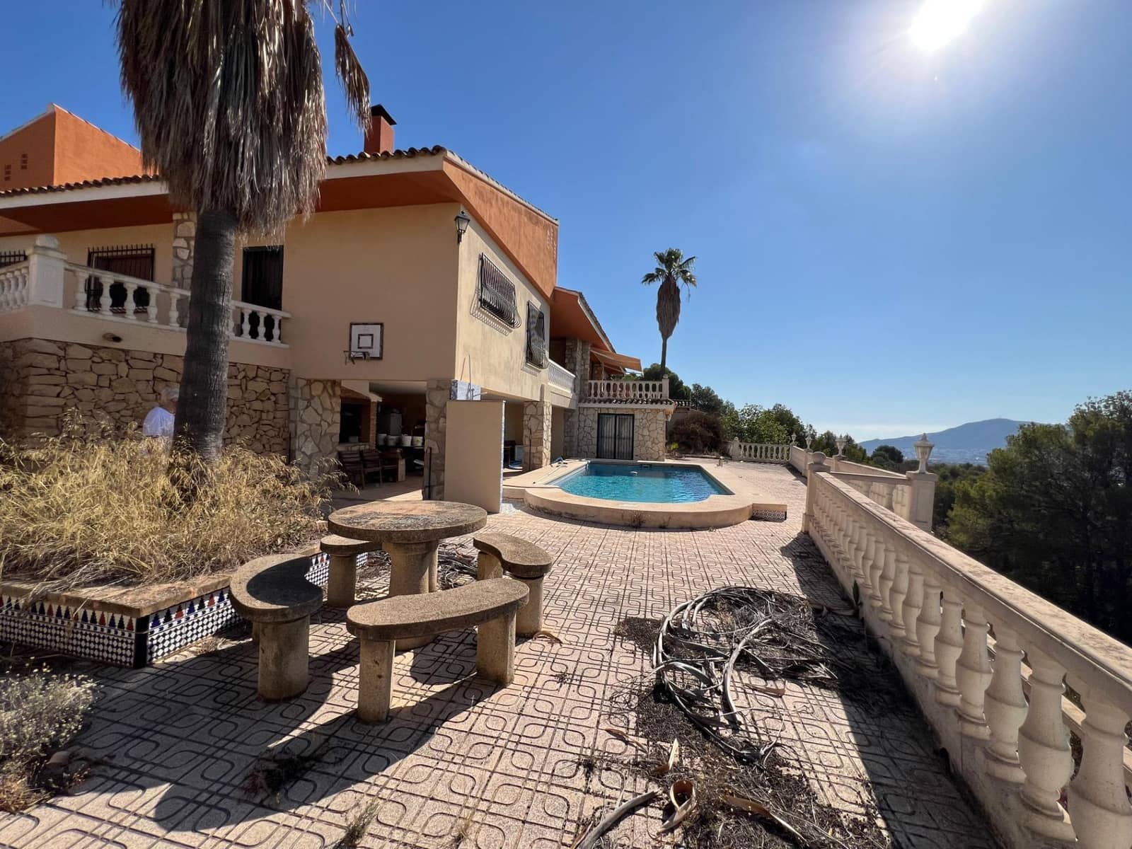 Chalet de 7 habitaciones en La Nucia en venta con piscina garaje - 950.000 € (Ref: 9255306)