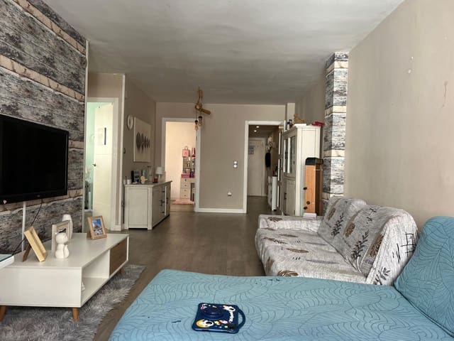 3 makuuhuone Asunto myytävänä paikassa Poniente, Benidorm mukana 
autotalli - 231 000 € (Ref: 9255307)