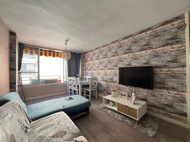 3 makuuhuone Asunto myytävänä paikassa Poniente, Benidorm mukana 
autotalli - 231 000 € (Ref: 9255307)