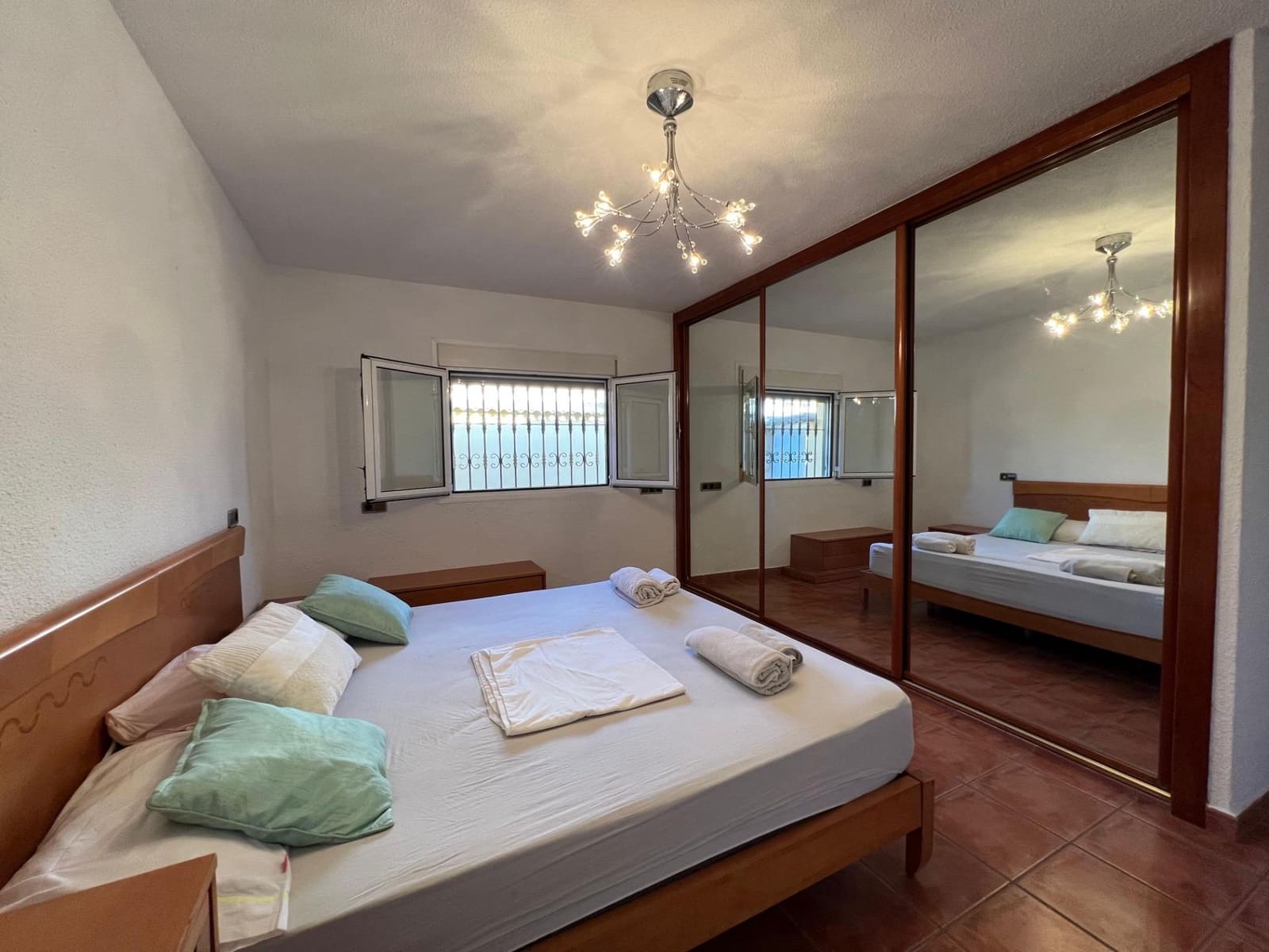 4 makuuhuone Huvila myytävänä paikassa Barranco Hondo - 635 000 € (Ref: 9255309)