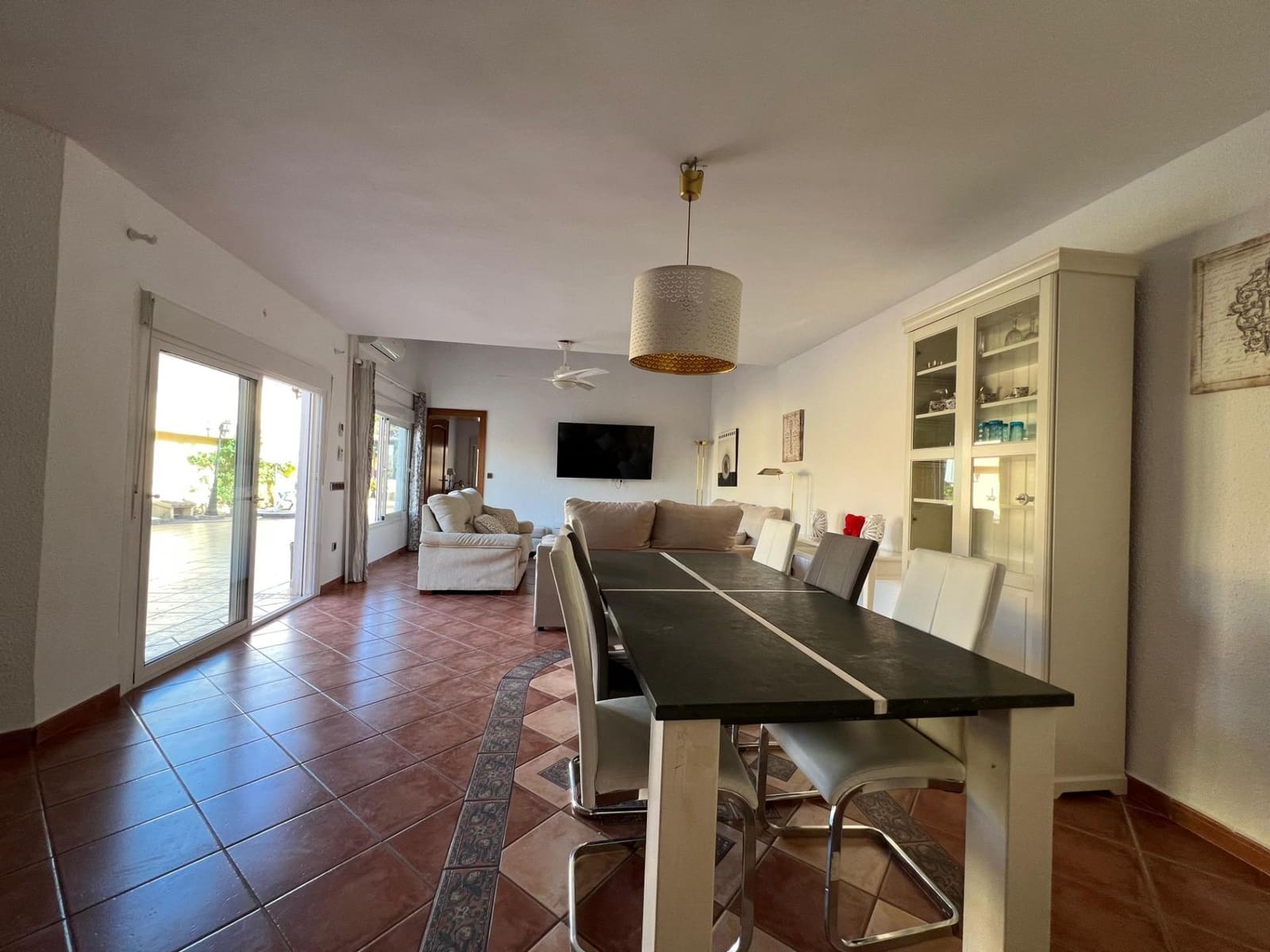 4 makuuhuone Huvila myytävänä paikassa Barranco Hondo - 635 000 € (Ref: 9255309)