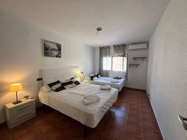 Chalet de 4 habitaciones en Barranco Hondo, La Nucia en venta - 635.000 € (Ref: 9255309)