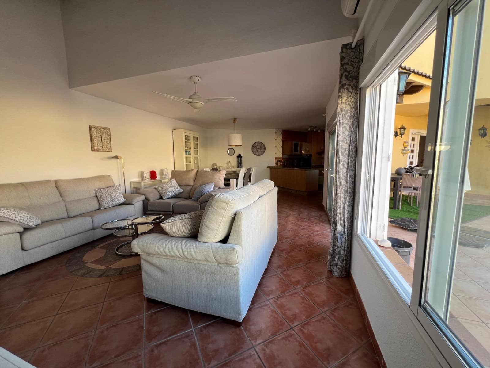 4 makuuhuone Huvila myytävänä paikassa Barranco Hondo - 635 000 € (Ref: 9255309)