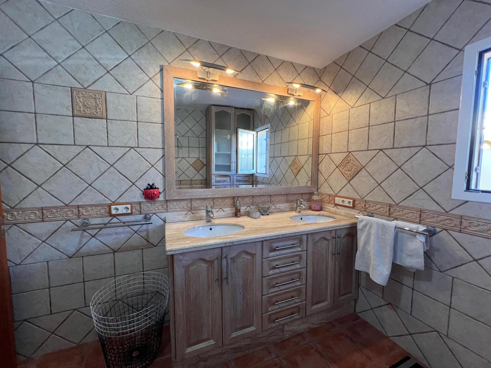 4 makuuhuone Huvila myytävänä paikassa Barranco Hondo - 635 000 € (Ref: 9255309)