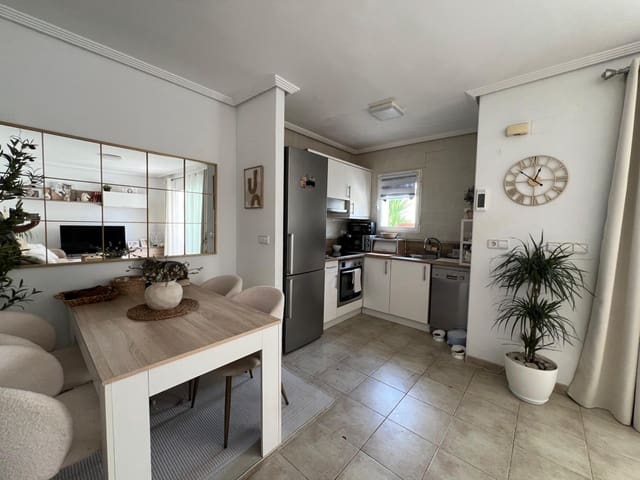 2 soveværelse Rækkehus til salg i El Campello med swimmingpool - € 690.000 (Ref: 9257317)