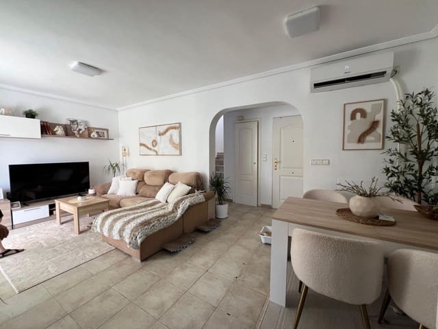 2 soveværelse Rækkehus til salg i El Campello med swimmingpool - € 690.000 (Ref: 9257317)