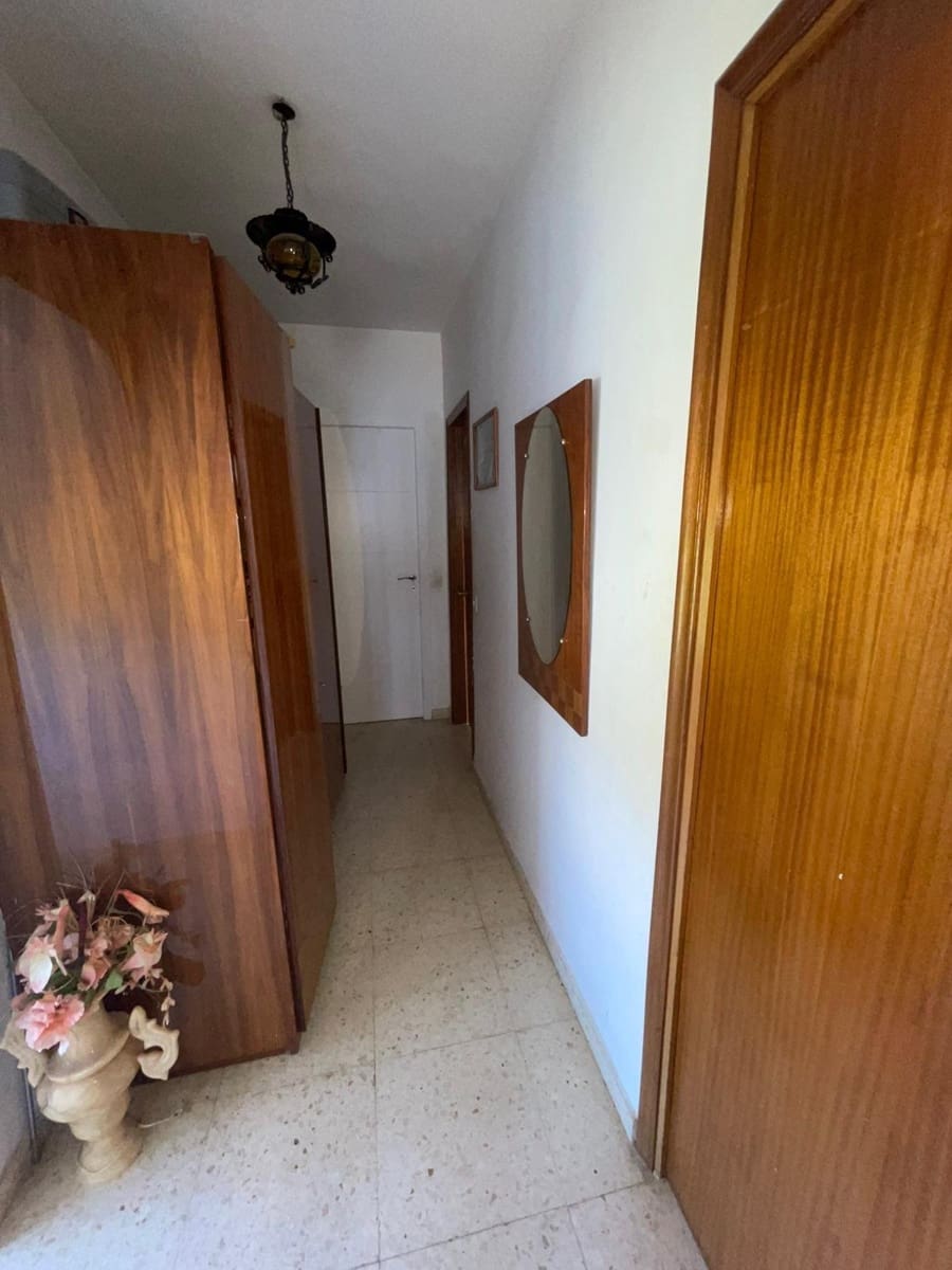 4 makuuhuone Huvila myytävänä paikassa Busot - 350 000 € (Ref: 9262621)