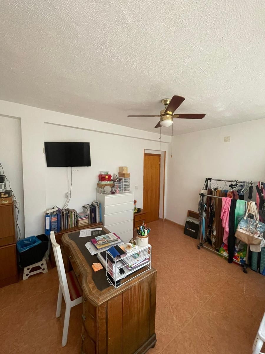 4 makuuhuone Huvila myytävänä paikassa Busot - 350 000 € (Ref: 9262621)