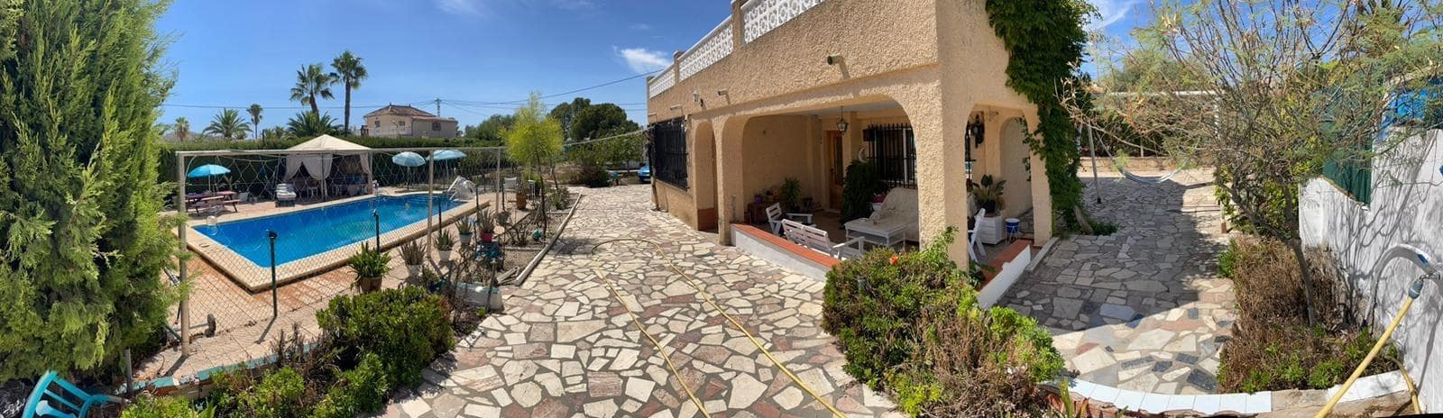 4 makuuhuone Huvila myytävänä paikassa Busot - 350 000 € (Ref: 9262621)