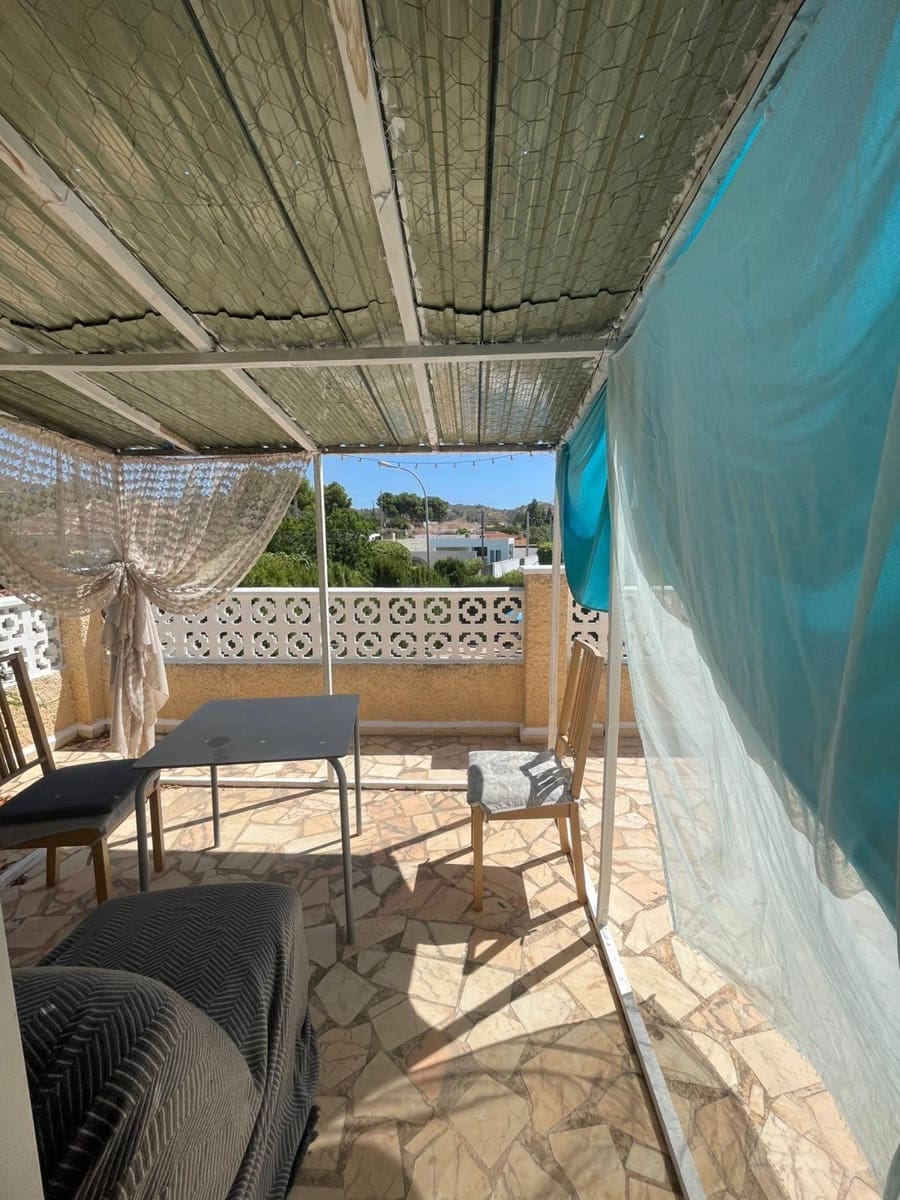 4 makuuhuone Huvila myytävänä paikassa Busot - 350 000 € (Ref: 9262621)