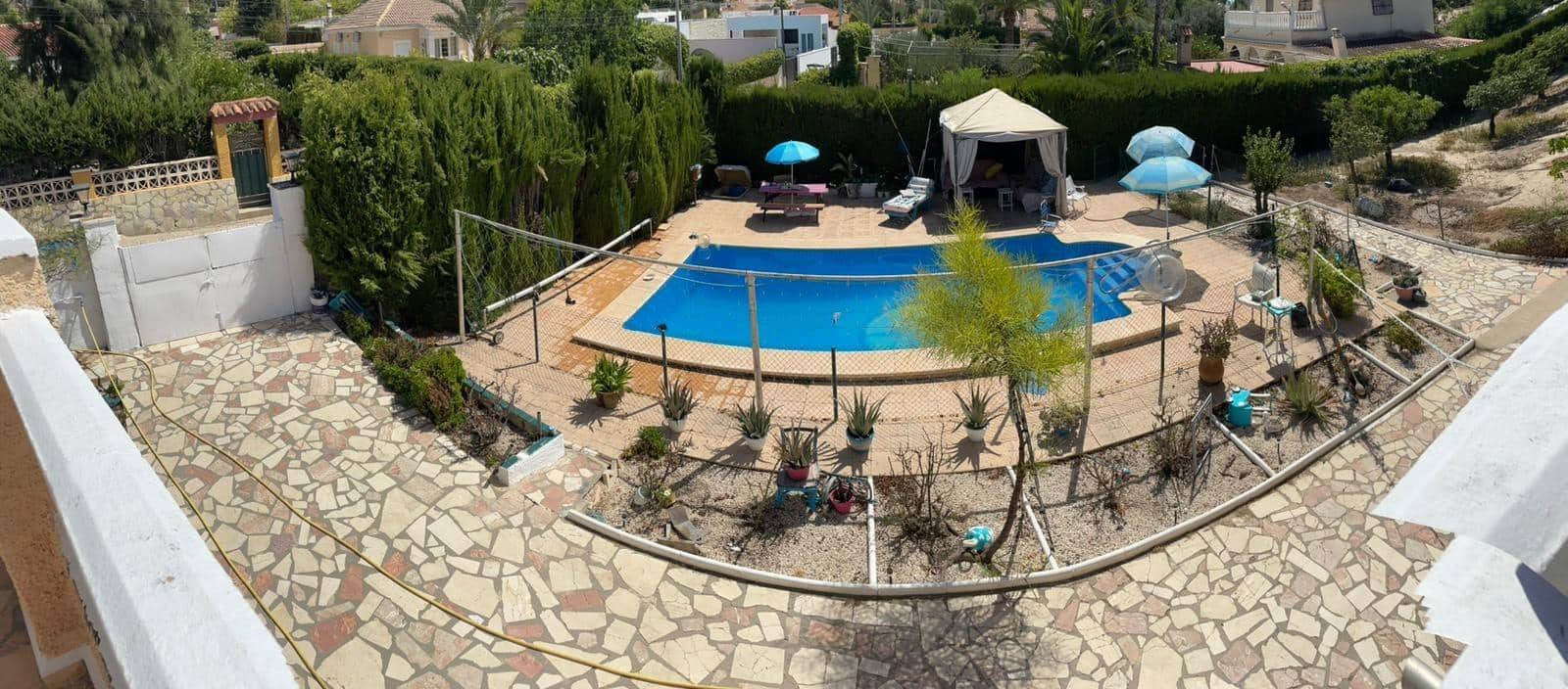 4 makuuhuone Huvila myytävänä paikassa Busot - 350 000 € (Ref: 9262621)