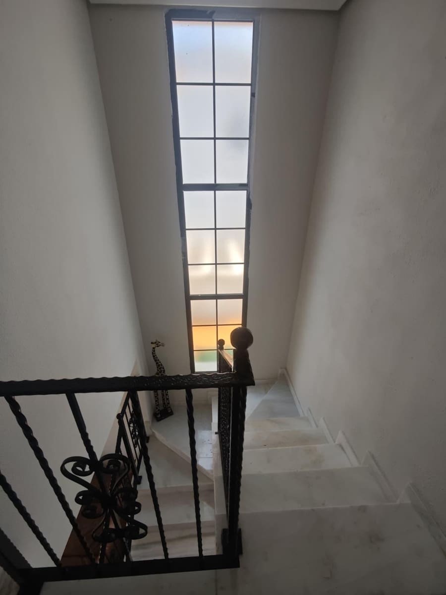 3 soveværelse Villa til leje i Polop - € 1.700 (Ref: 9303559)