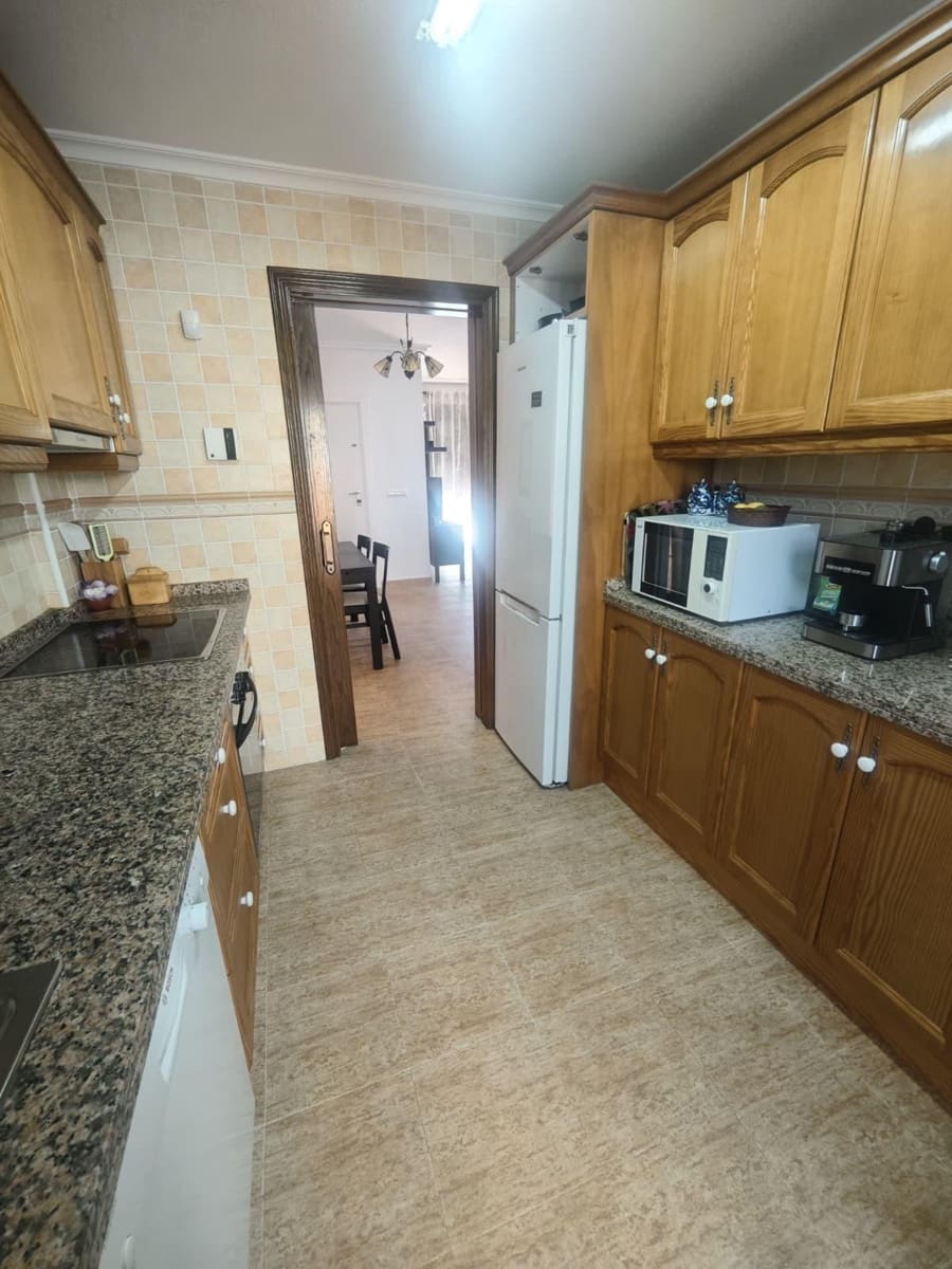 3 soveværelse Villa til leje i Polop - € 1.700 (Ref: 9303559)