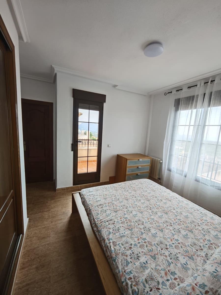 3 soveværelse Villa til leje i Polop - € 1.700 (Ref: 9303559)