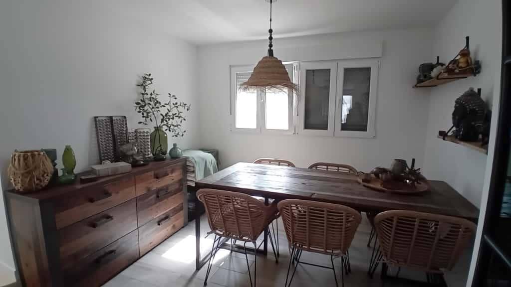 2 makuuhuone Rivitalo myytävänä paikassa La Nucia mukana uima-altaan 
autotalli - 245 000 € (Ref: 9308529)