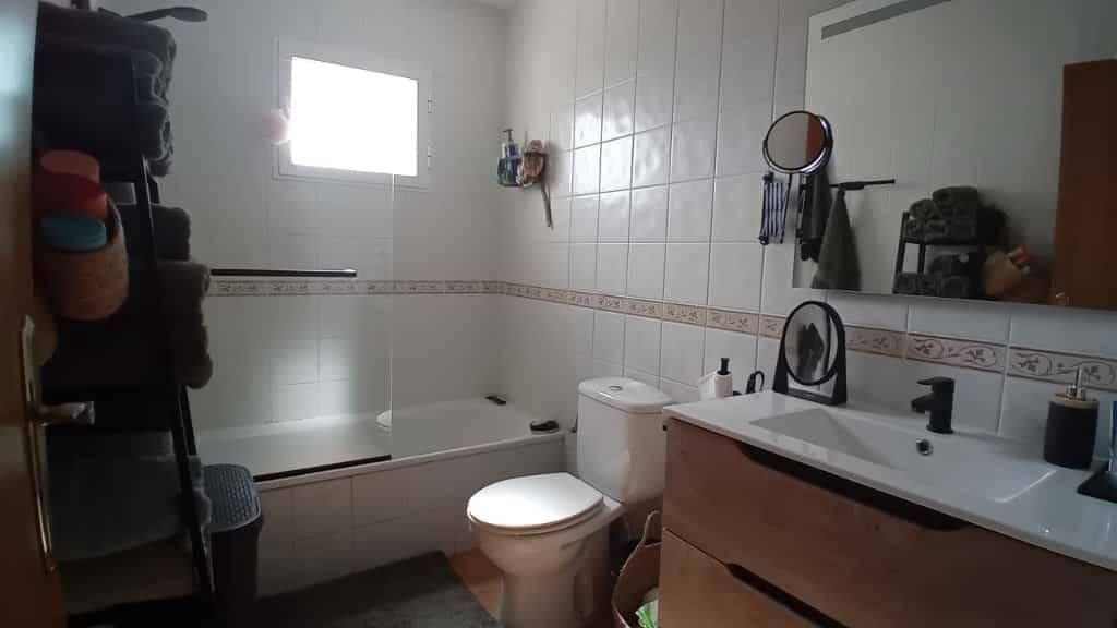 2 makuuhuone Rivitalo myytävänä paikassa La Nucia mukana uima-altaan 
autotalli - 245 000 € (Ref: 9308529)