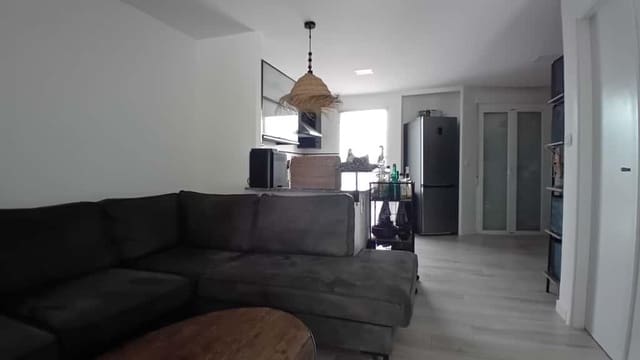 2 makuuhuone Rivitalo myytävänä paikassa La Nucia mukana uima-altaan 
autotalli - 245 000 € (Ref: 9308529)