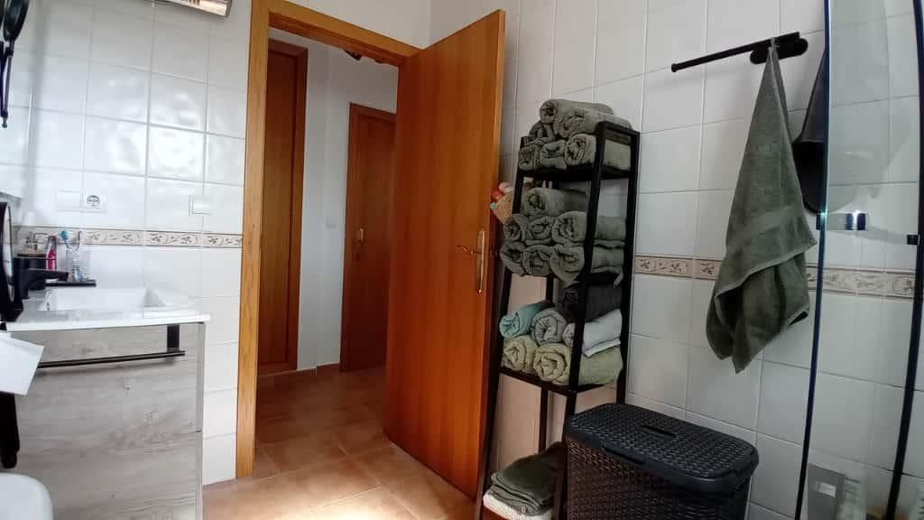 2 makuuhuone Rivitalo myytävänä paikassa La Nucia mukana uima-altaan 
autotalli - 245 000 € (Ref: 9308529)