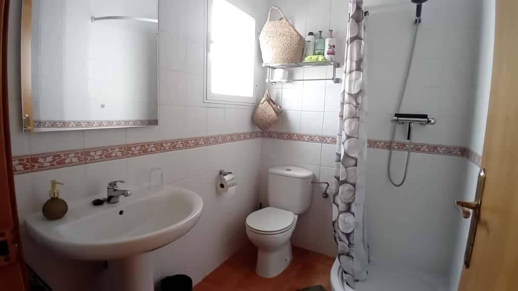 2 makuuhuone Rivitalo myytävänä paikassa La Nucia mukana uima-altaan 
autotalli - 245 000 € (Ref: 9308529)