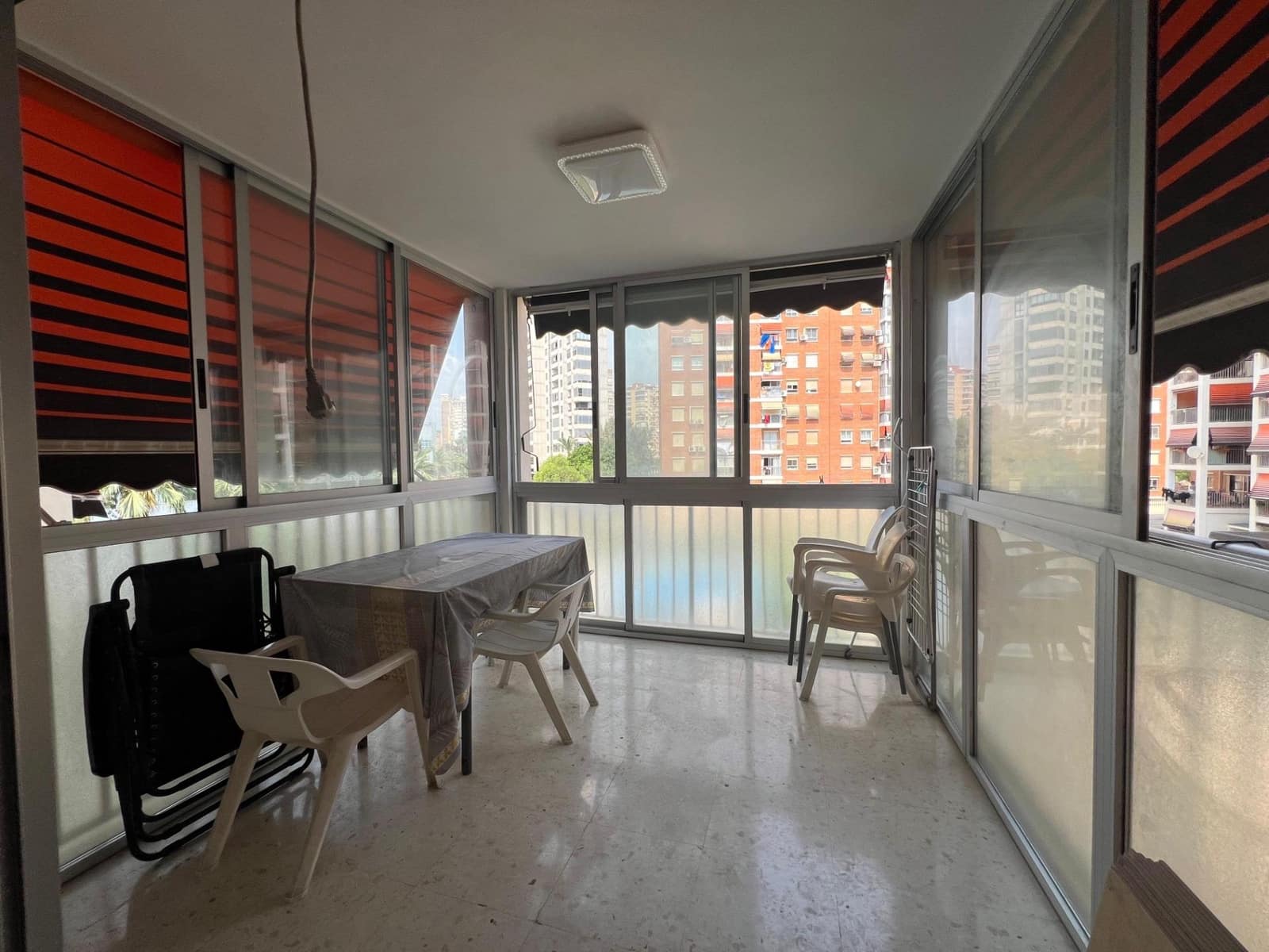 3 slaapkamer Flat te koop in Benidorm met zwembad - € 375.000 (Ref: 9419790)