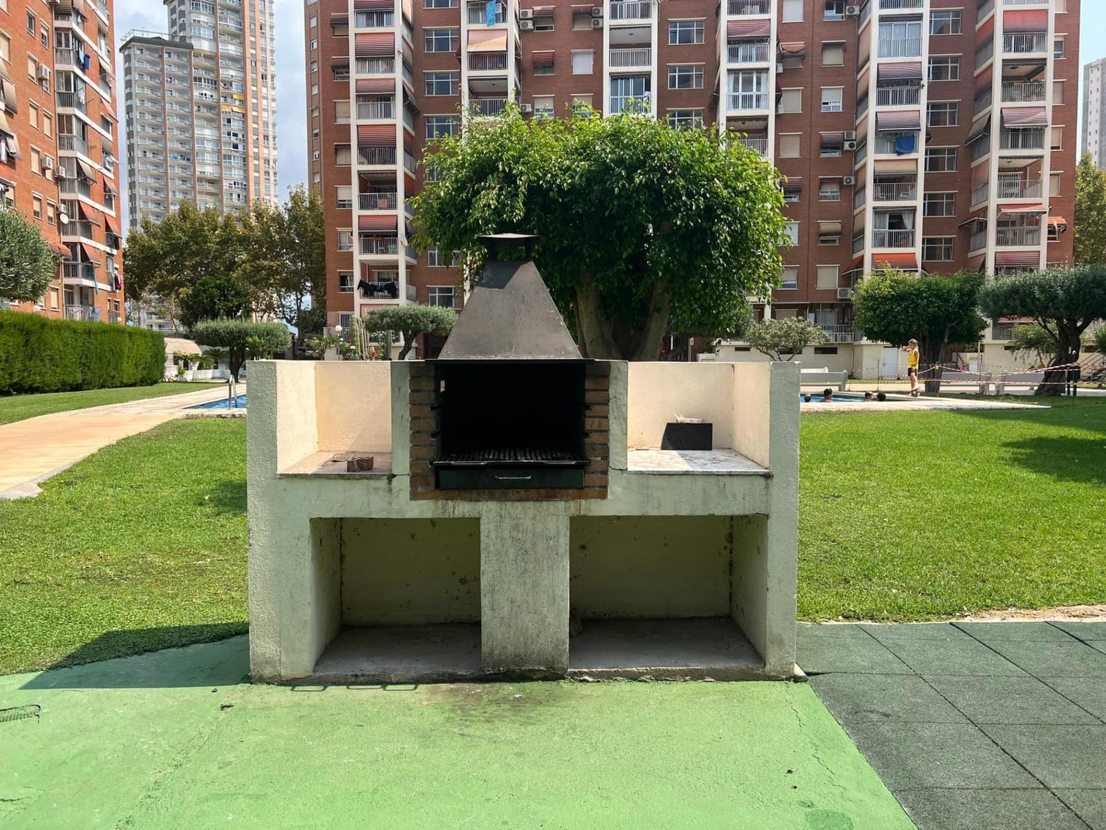 3 slaapkamer Flat te koop in Benidorm met zwembad - € 375.000 (Ref: 9419790)