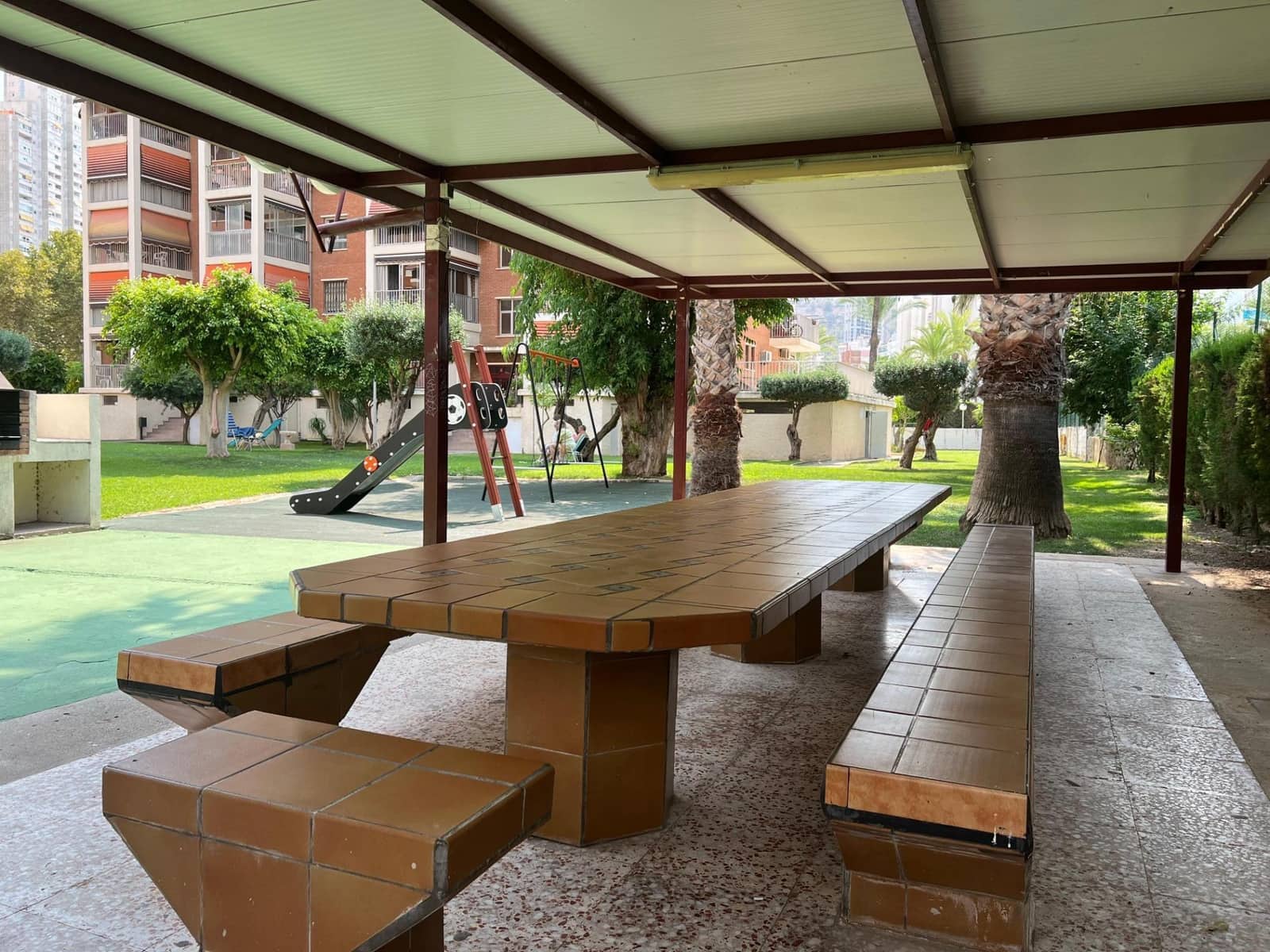 3 slaapkamer Flat te koop in Benidorm met zwembad - € 375.000 (Ref: 9419790)