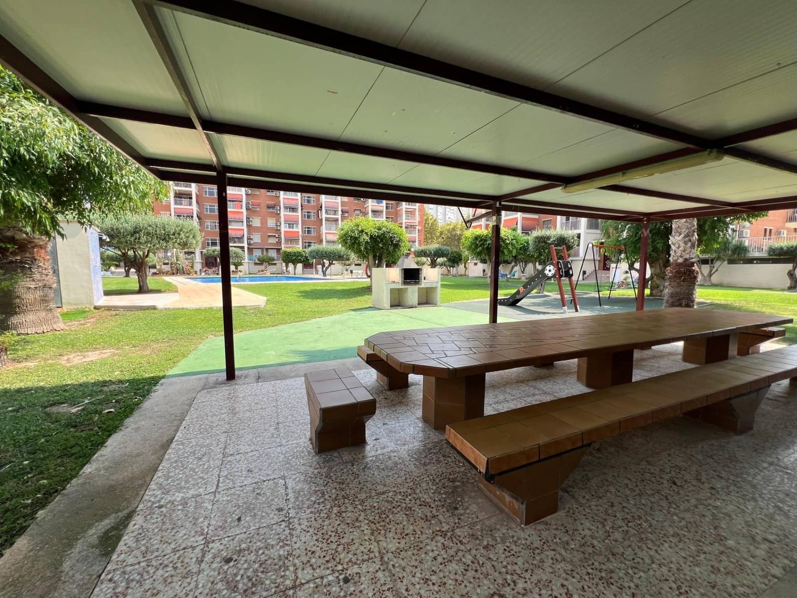 3 slaapkamer Flat te koop in Benidorm met zwembad - € 375.000 (Ref: 9419790)