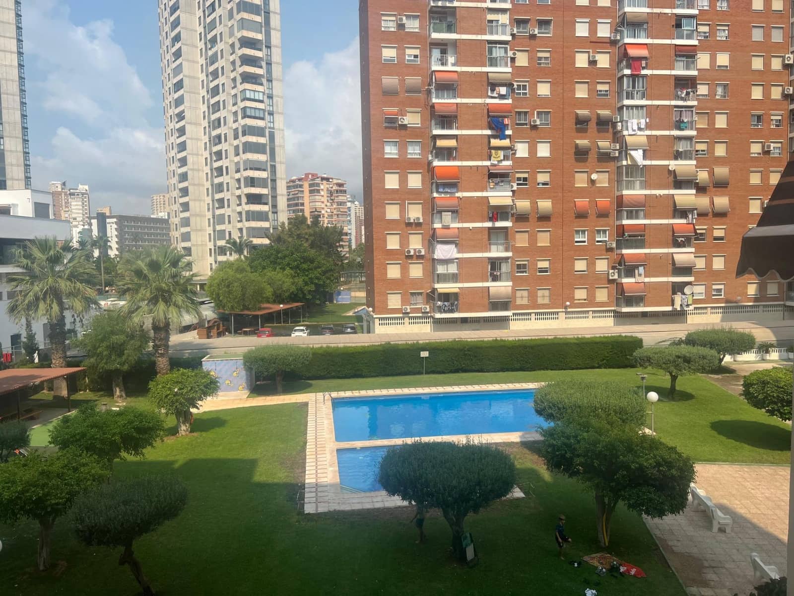 3 slaapkamer Flat te koop in Benidorm met zwembad - € 375.000 (Ref: 9419790)