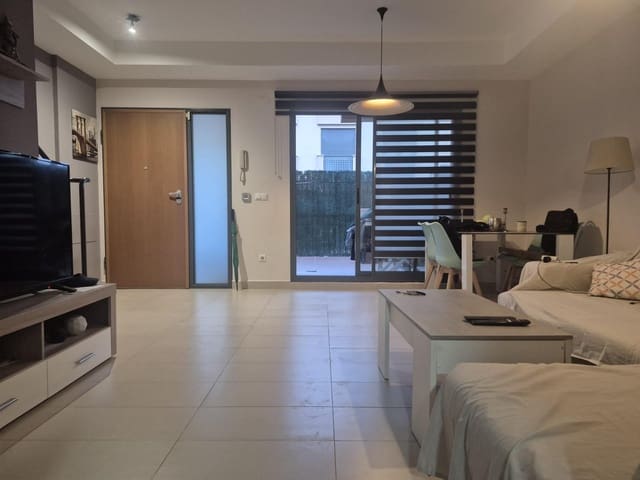 Villa/Maison Mitoyenne de 3 chambres à louer à Polop avec garage - 1 000 € (Ref: 9482052)