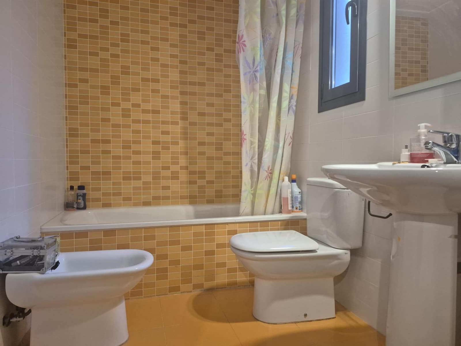 3 soveværelse Rækkehus til leje i Polop med garage - € 1.000 (Ref: 9482052)