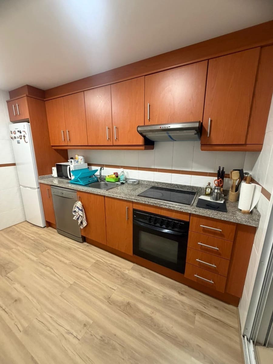 2 bedroom Flat for sale in La Nucia with pool - € 220,000 (Ref: 9482053)