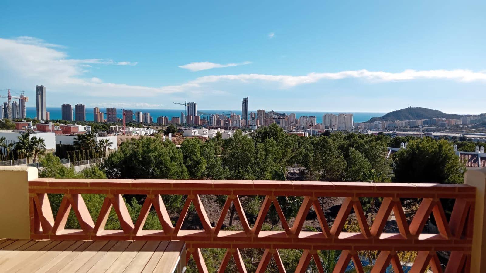 3 soveværelse Lejlighed til salg i Finestrat med garage - € 449.995 (Ref: 9541142)