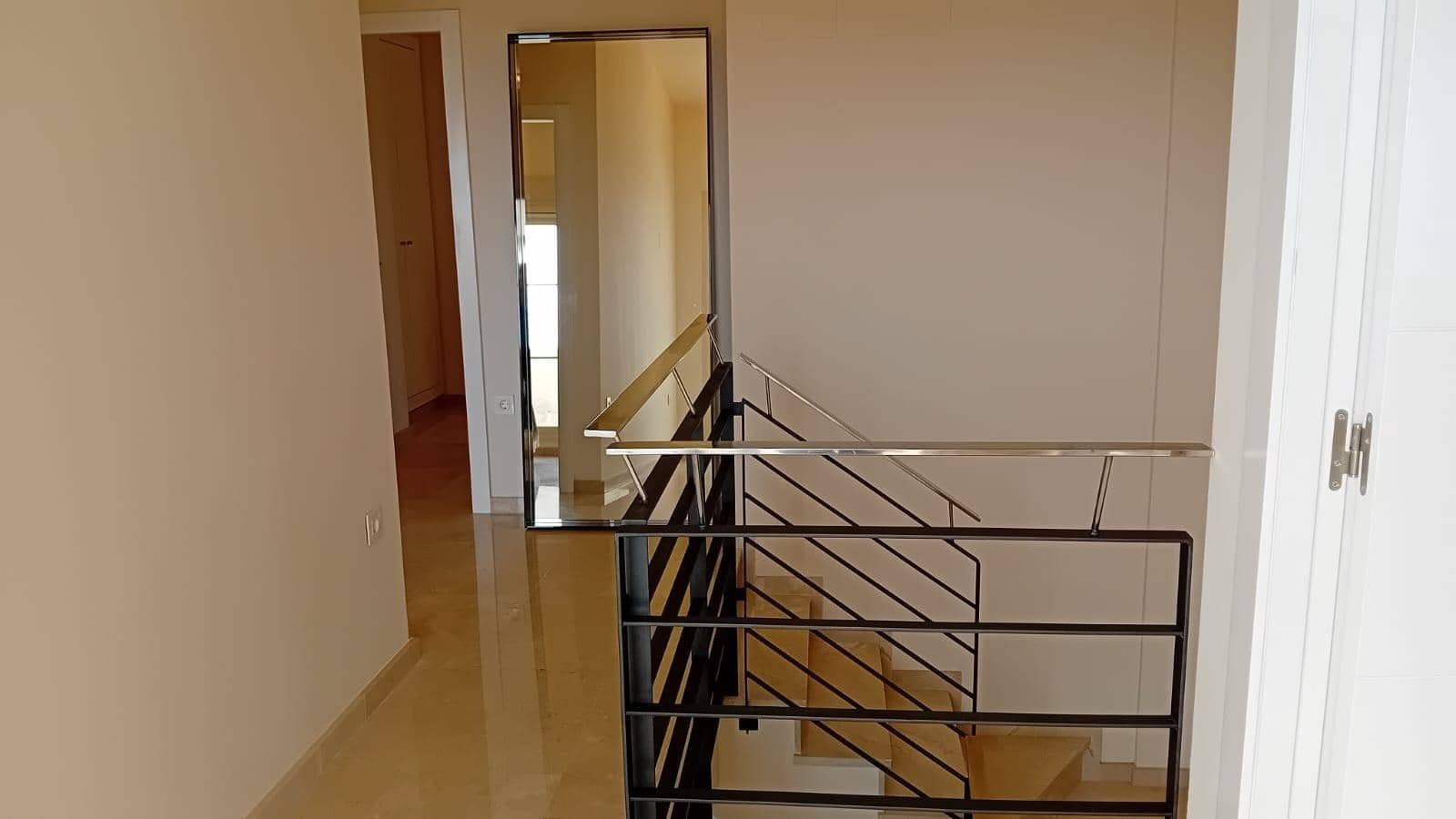 3 soveværelse Lejlighed til salg i Finestrat med garage - € 449.995 (Ref: 9541142)