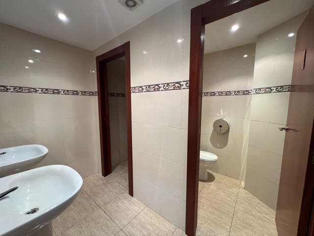 Commercieel te huur in Polop - € 1.000 (Ref: 9548226)