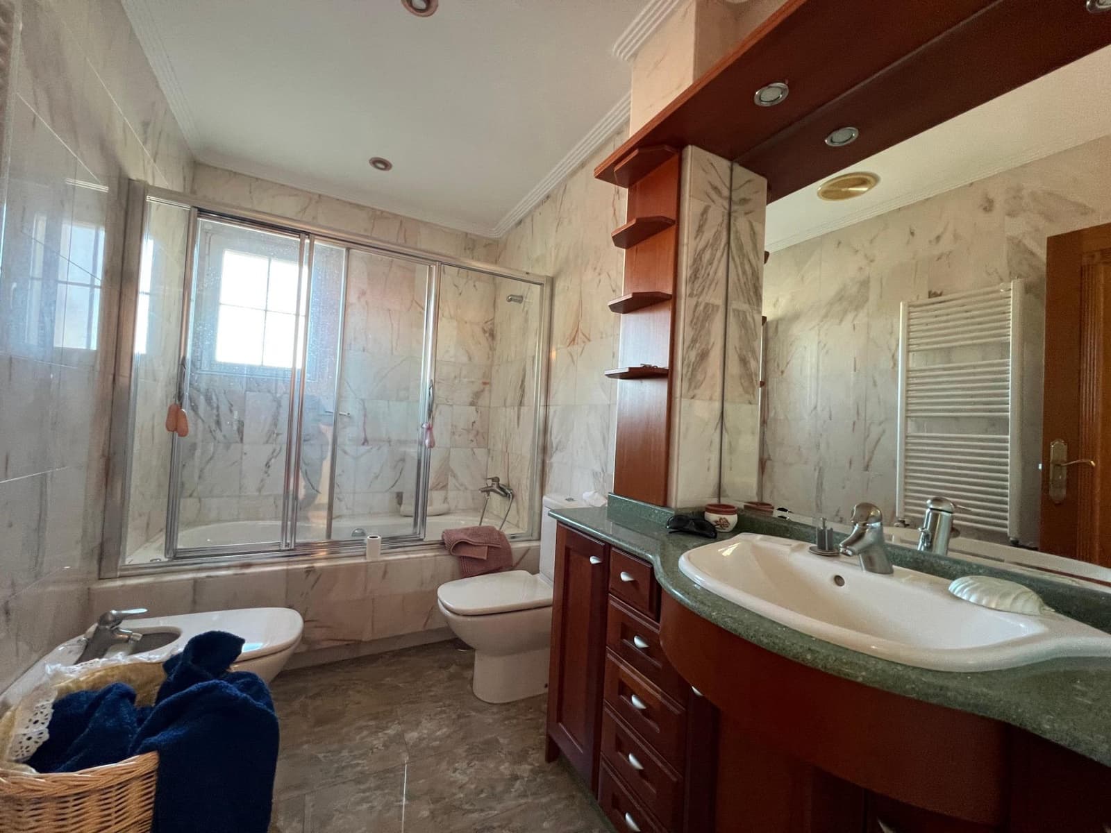 4 sovrum Villa till salu i Alfaz del Pi / L'Alfas del Pi med pool garage - 550 000 € (Ref: 9619277)