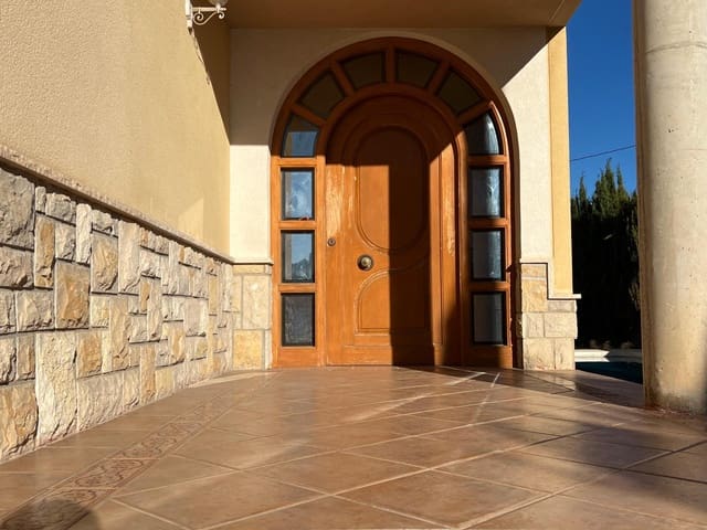 4 sovrum Villa till salu i Alfaz del Pi / L'Alfàs del Pi med pool garage - 550 000 € (Ref: 9619277)