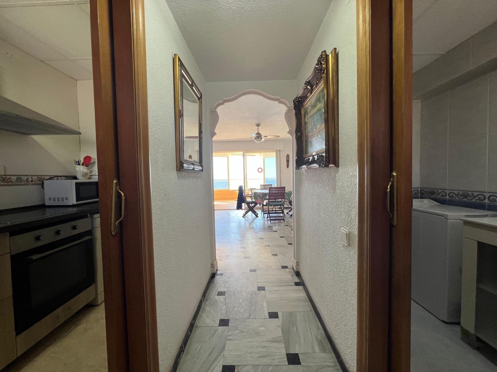 2 soveværelse Lejlighed til salg i Benidorm med swimmingpool garage - € 440.000 (Ref: 9627579)