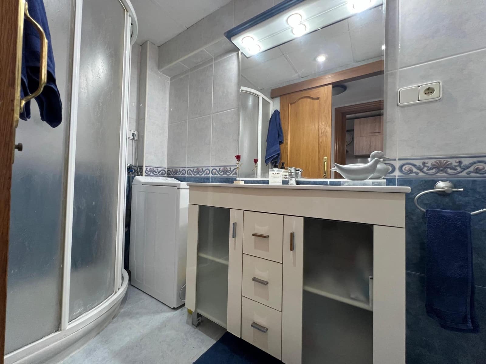 2 soveværelse Lejlighed til salg i Benidorm med swimmingpool garage - € 440.000 (Ref: 9627579)