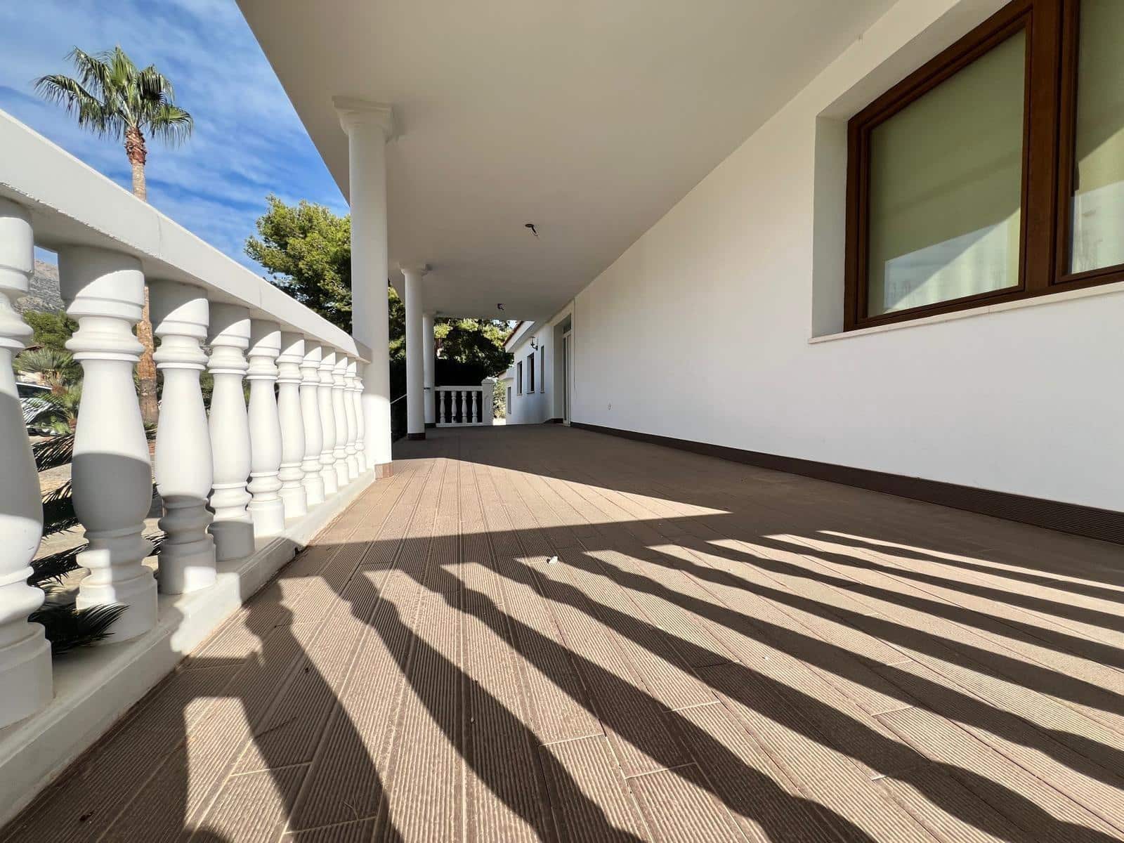 2 quarto Moradia para venda em La Nucia com piscina - 950 000 € (Ref: 9670713)