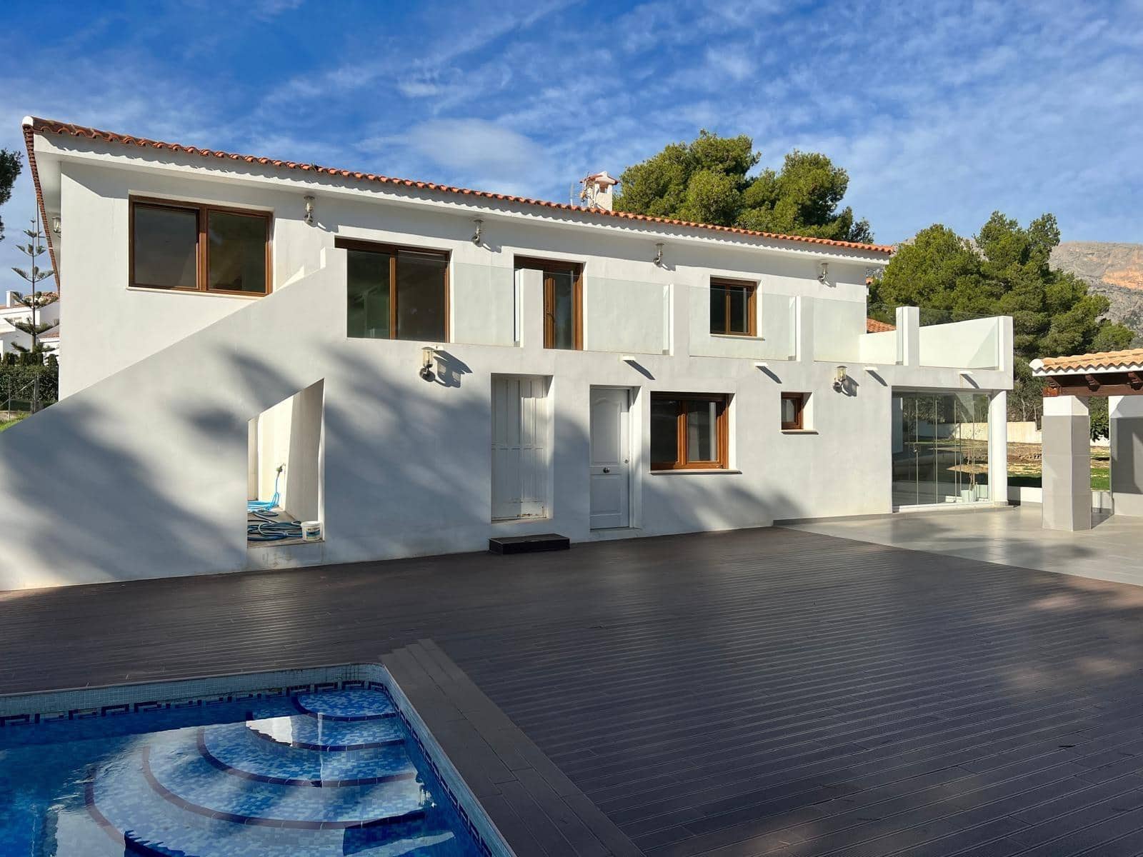 2 quarto Moradia para venda em La Nucia com piscina - 950 000 € (Ref: 9670713)