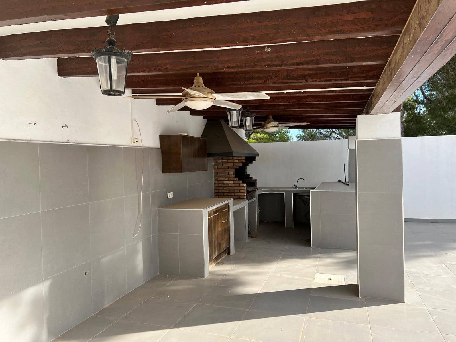 2 quarto Moradia para venda em La Nucia com piscina - 950 000 € (Ref: 9670713)