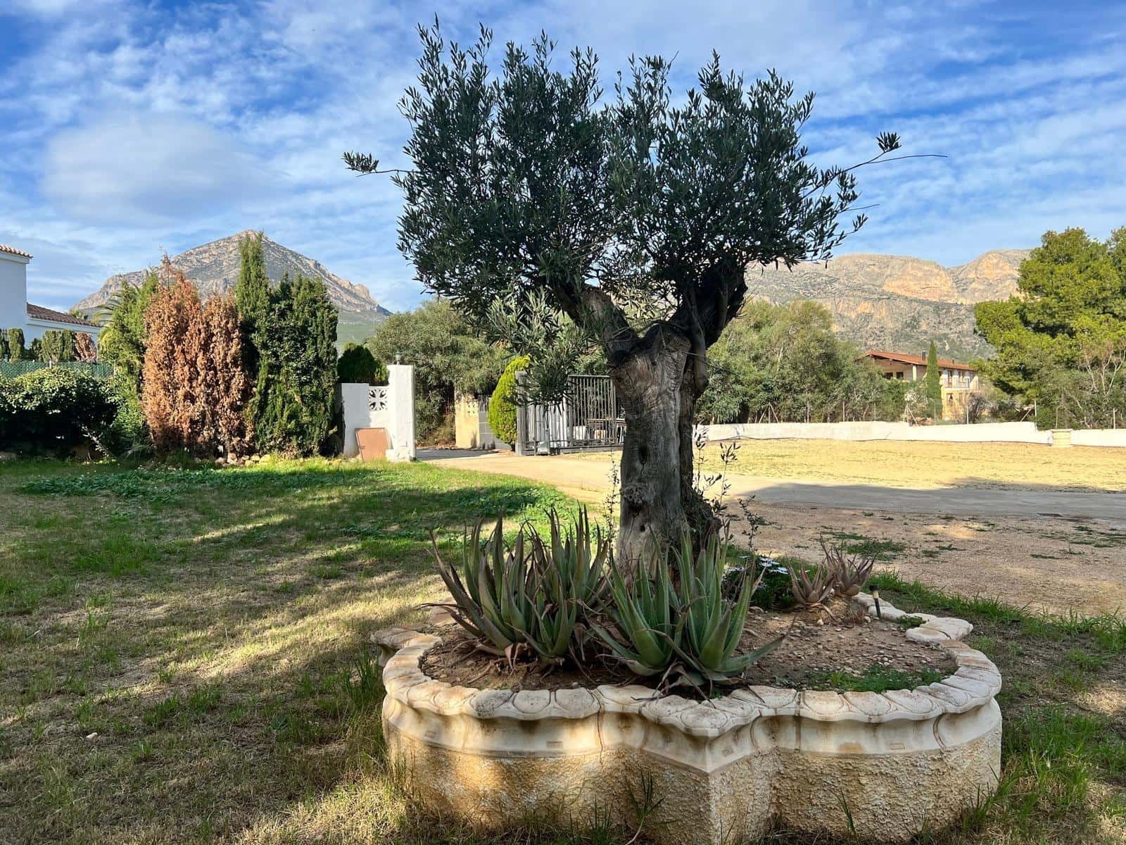 2 quarto Moradia para venda em La Nucia com piscina - 950 000 € (Ref: 9670713)