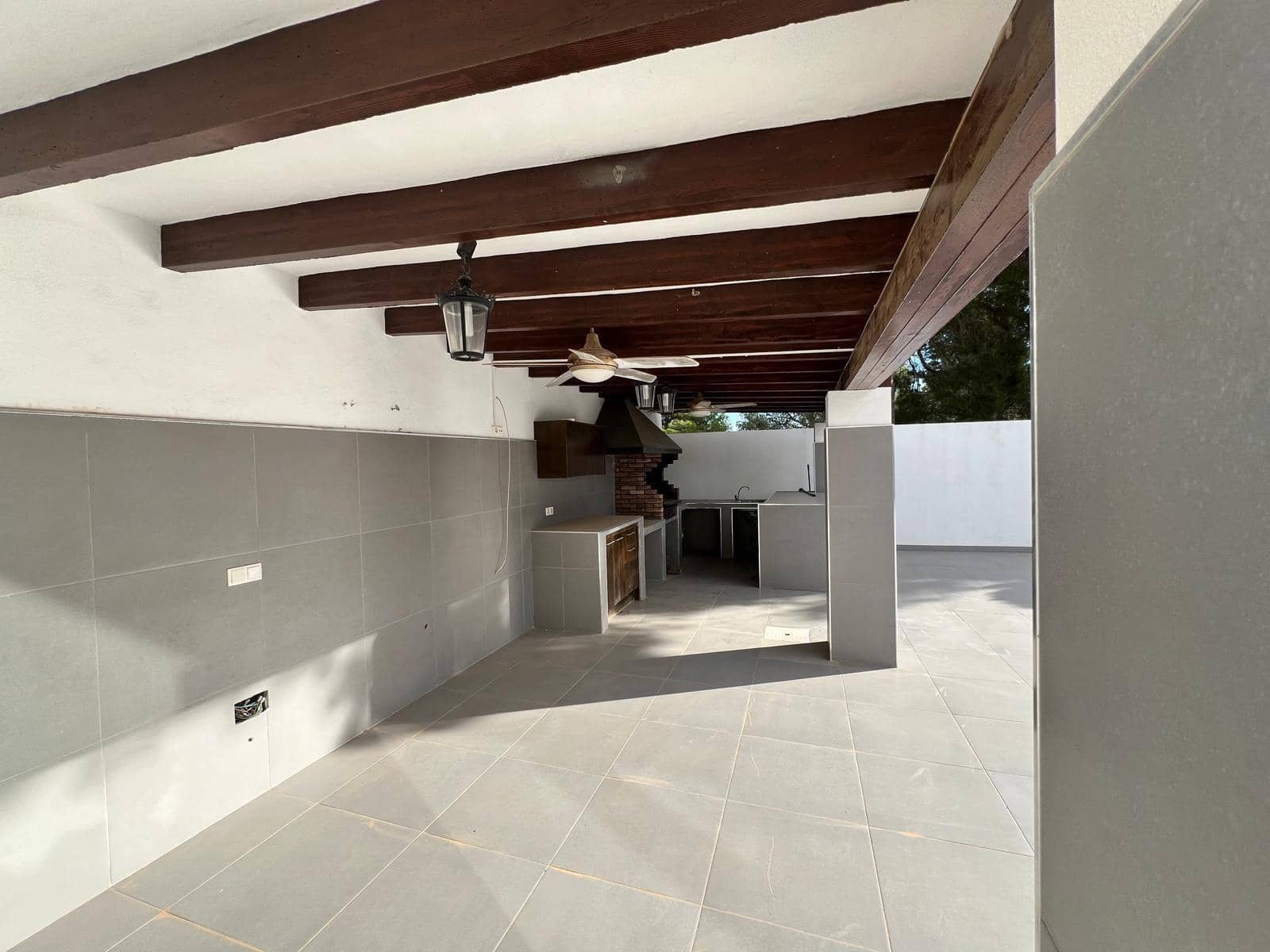 2 quarto Moradia para venda em La Nucia com piscina - 950 000 € (Ref: 9670713)