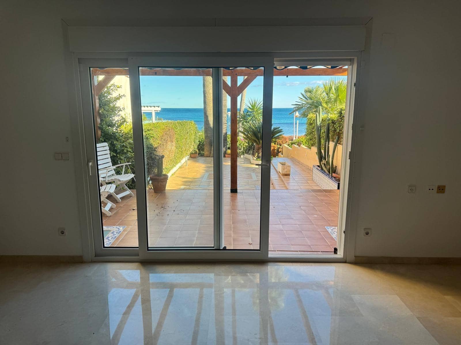 4 slaapkamer Villa te koop in El Campello met zwembad garage - € 715.000 (Ref: 9679888)