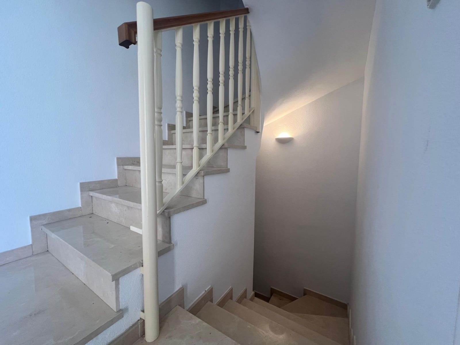 4 slaapkamer Villa te koop in El Campello met zwembad garage - € 715.000 (Ref: 9679888)