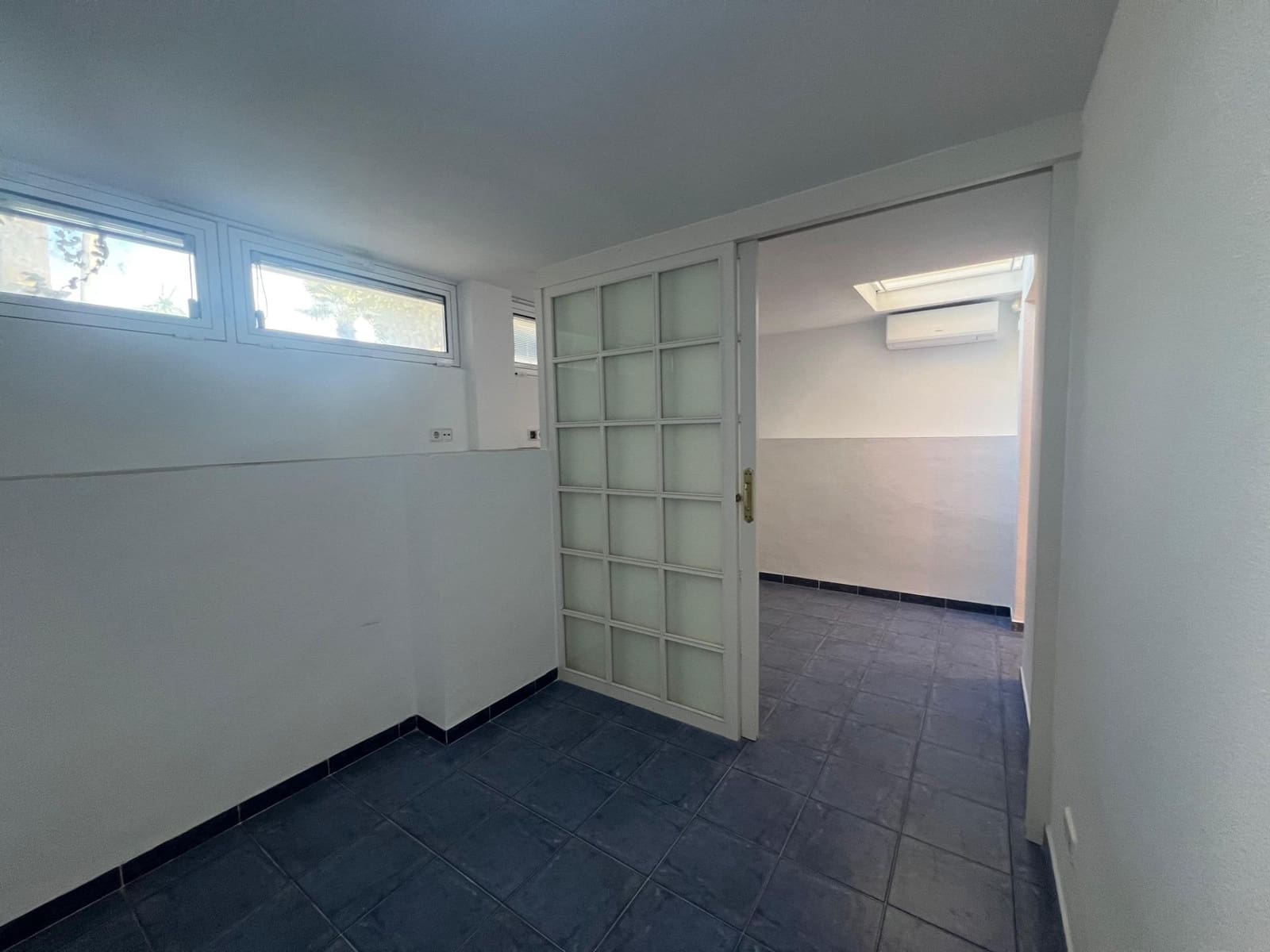 4 slaapkamer Villa te koop in El Campello met zwembad garage - € 715.000 (Ref: 9679888)