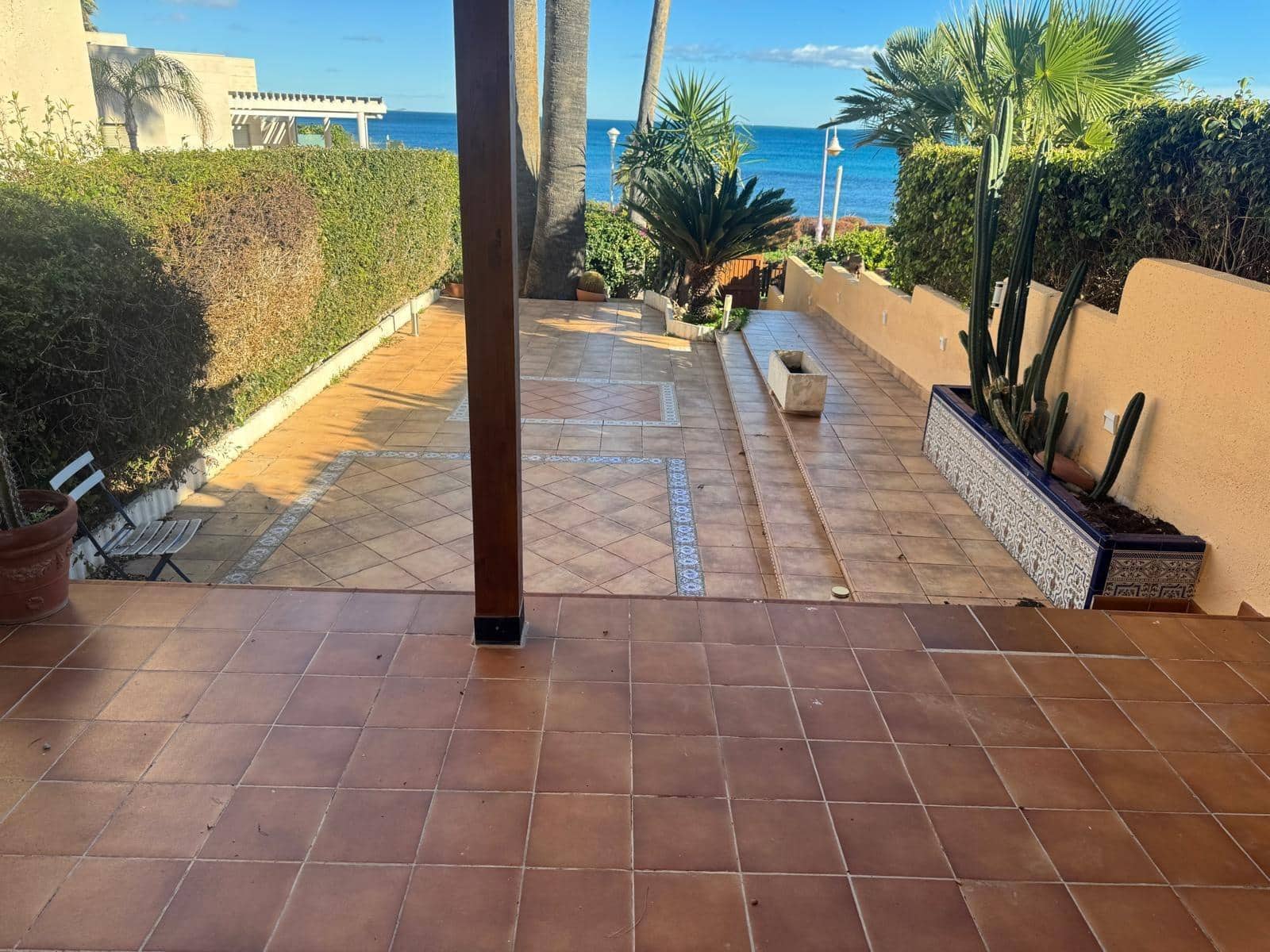 4 slaapkamer Villa te koop in El Campello met zwembad garage - € 715.000 (Ref: 9679888)