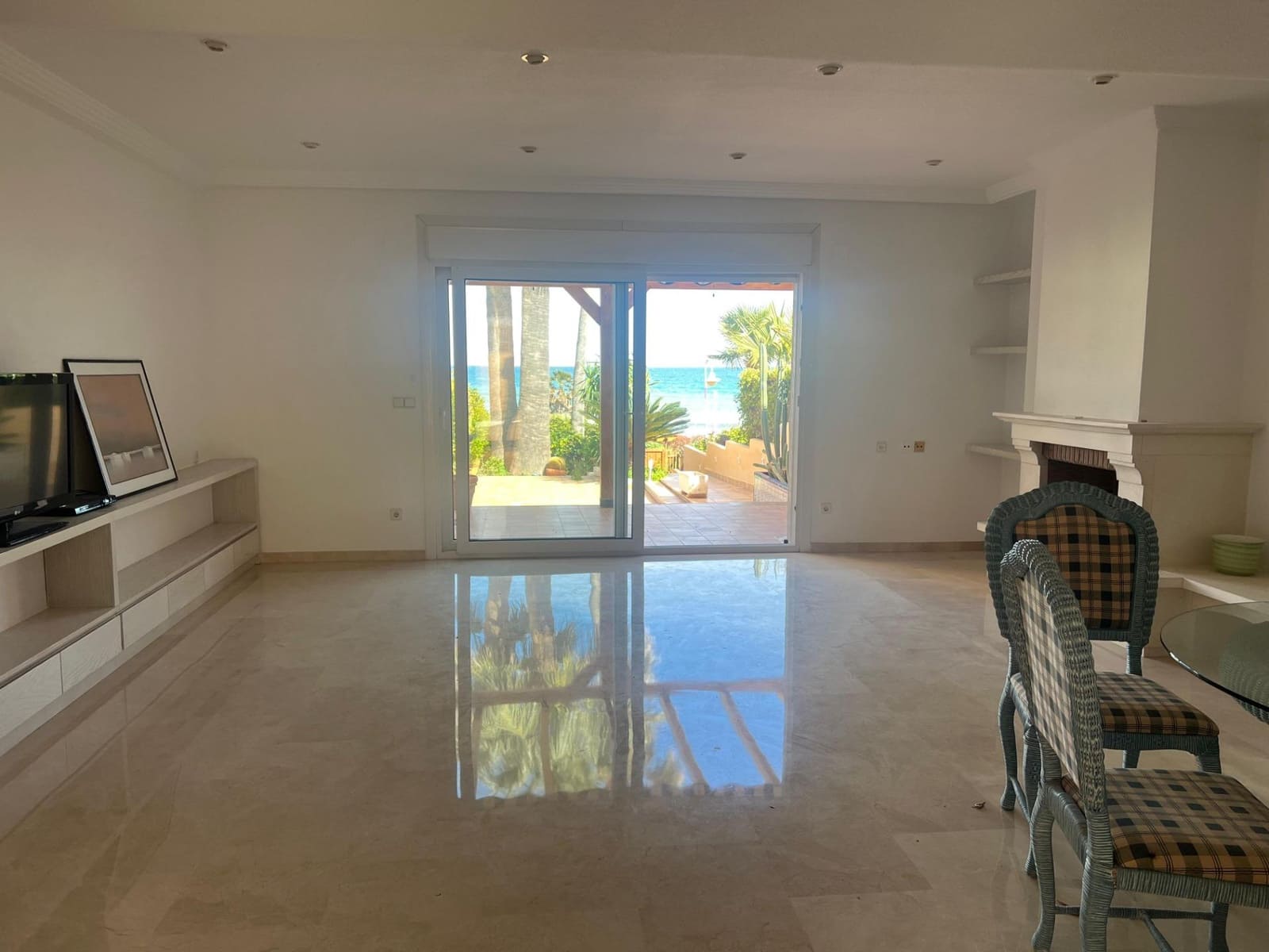 4 slaapkamer Villa te koop in El Campello met zwembad garage - € 715.000 (Ref: 9679888)