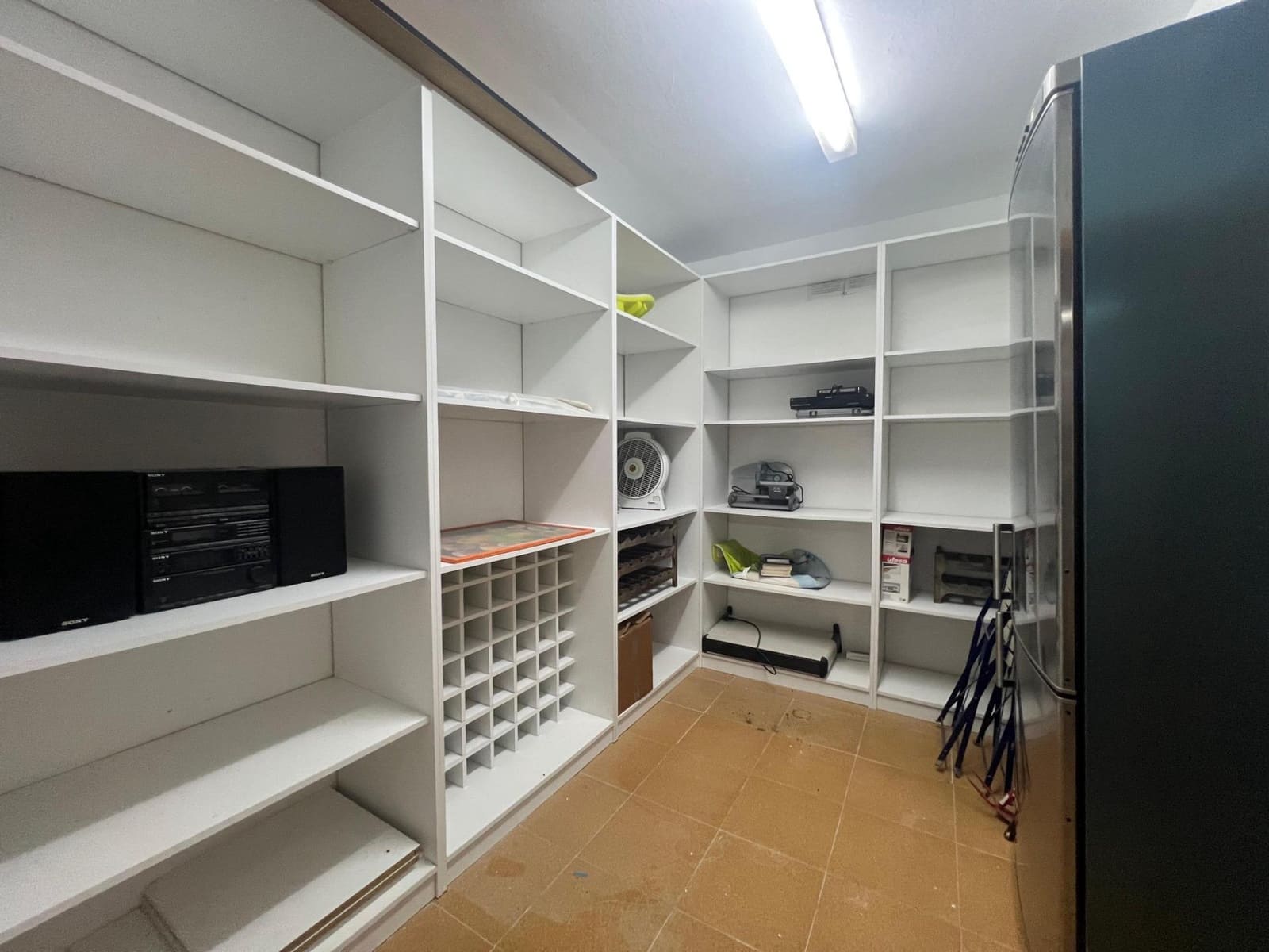 4 slaapkamer Villa te koop in El Campello met zwembad garage - € 715.000 (Ref: 9679888)