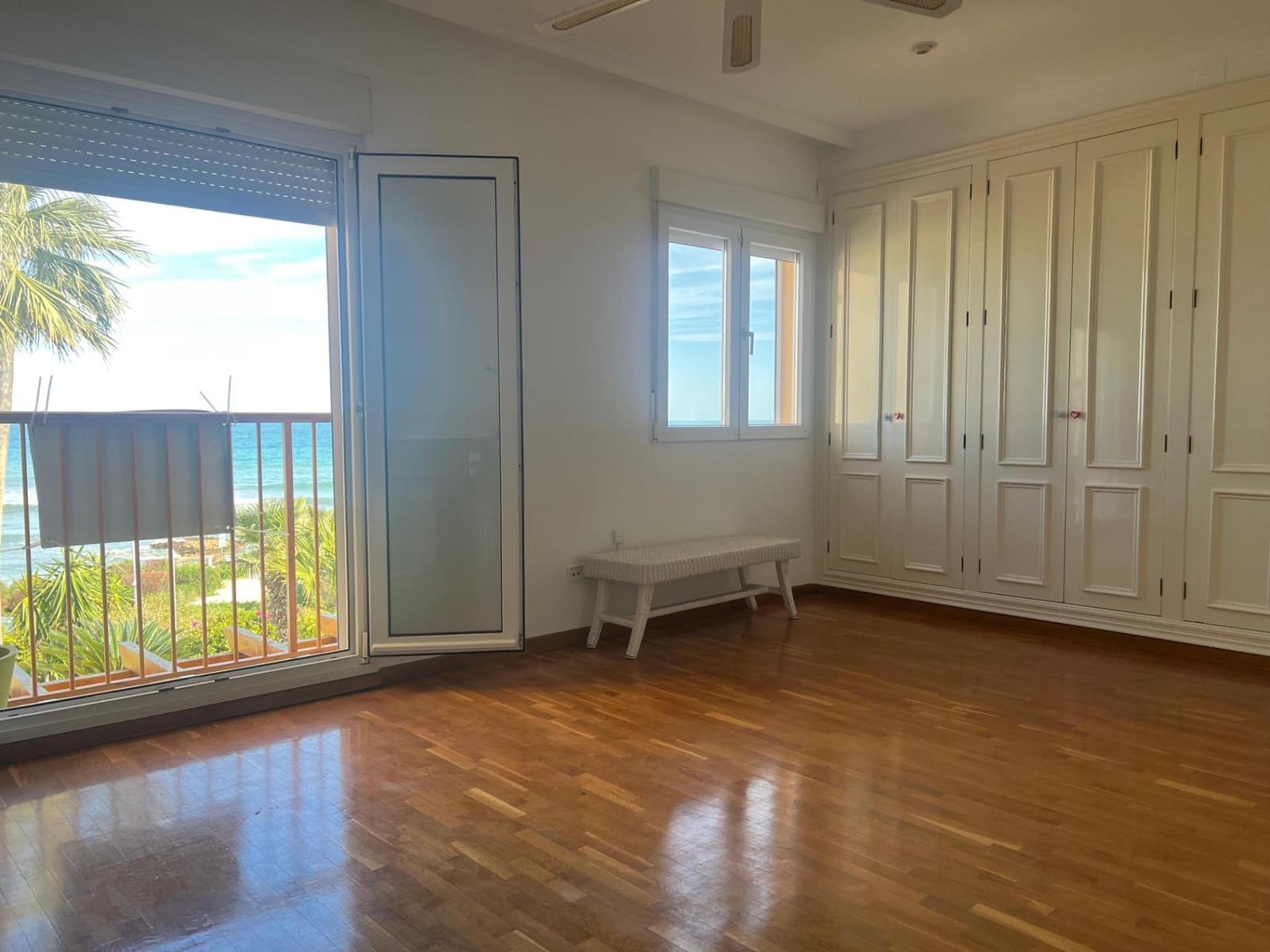 4 slaapkamer Villa te koop in El Campello met zwembad garage - € 715.000 (Ref: 9679888)